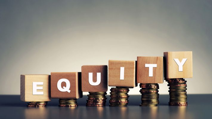 سهام دارای حق رای